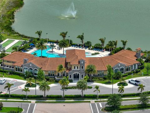 A home in VENICE