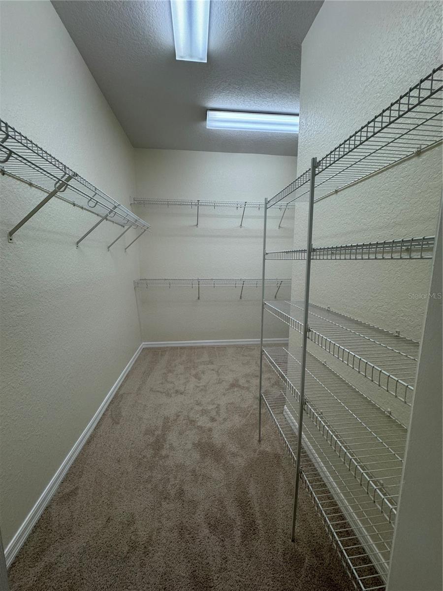 PALISADES PH 02E LT 208 - Residential Lease