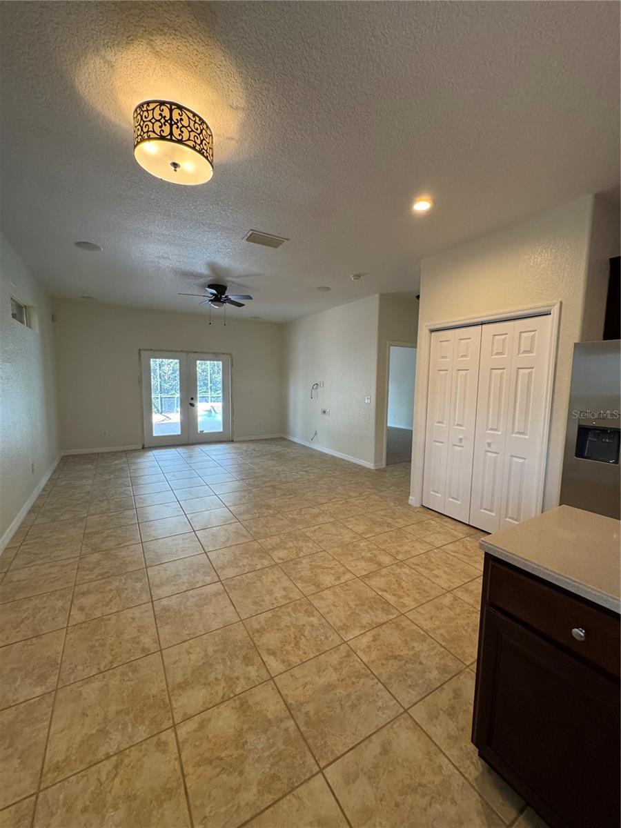 PALISADES PH 02E LT 208 - Residential Lease
