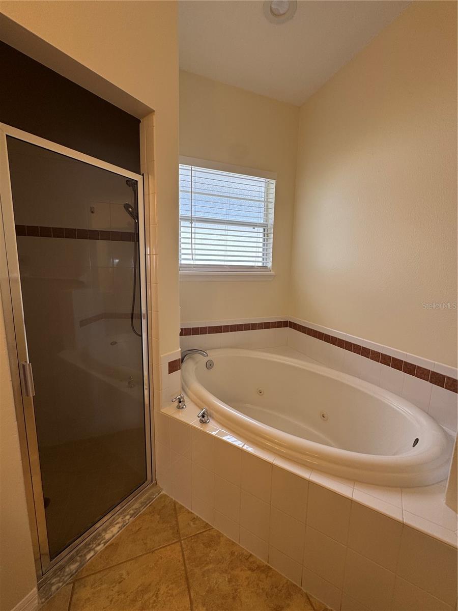 PALISADES PH 02E LT 208 - Residential Lease