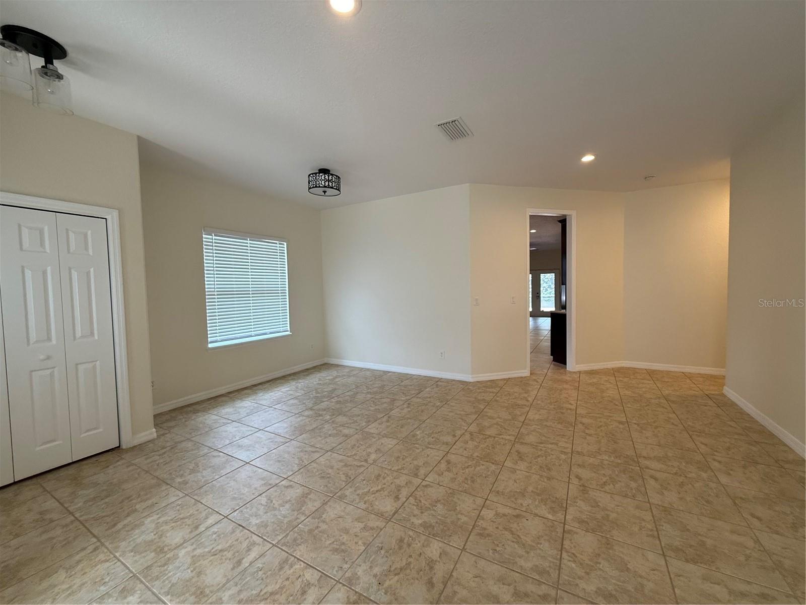PALISADES PH 02E LT 208 - Residential Lease