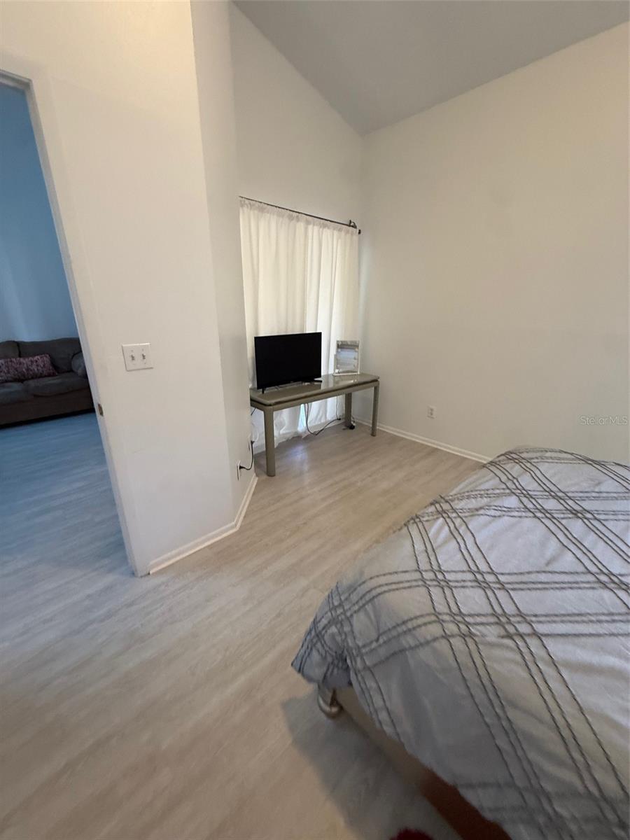 RAINTREE VILLAGE CONDO - Residential Lease