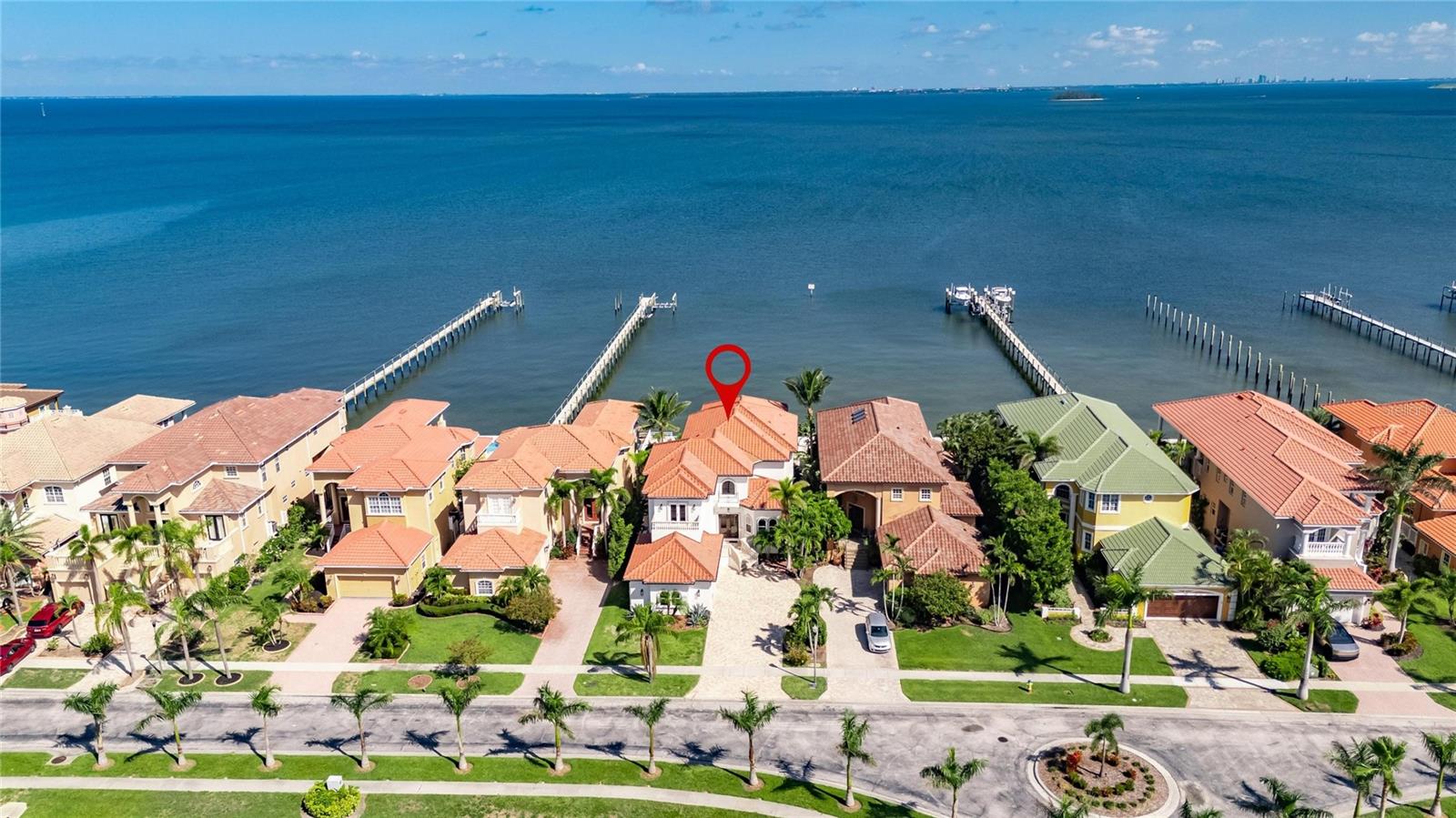 BAY VISTA - Residential