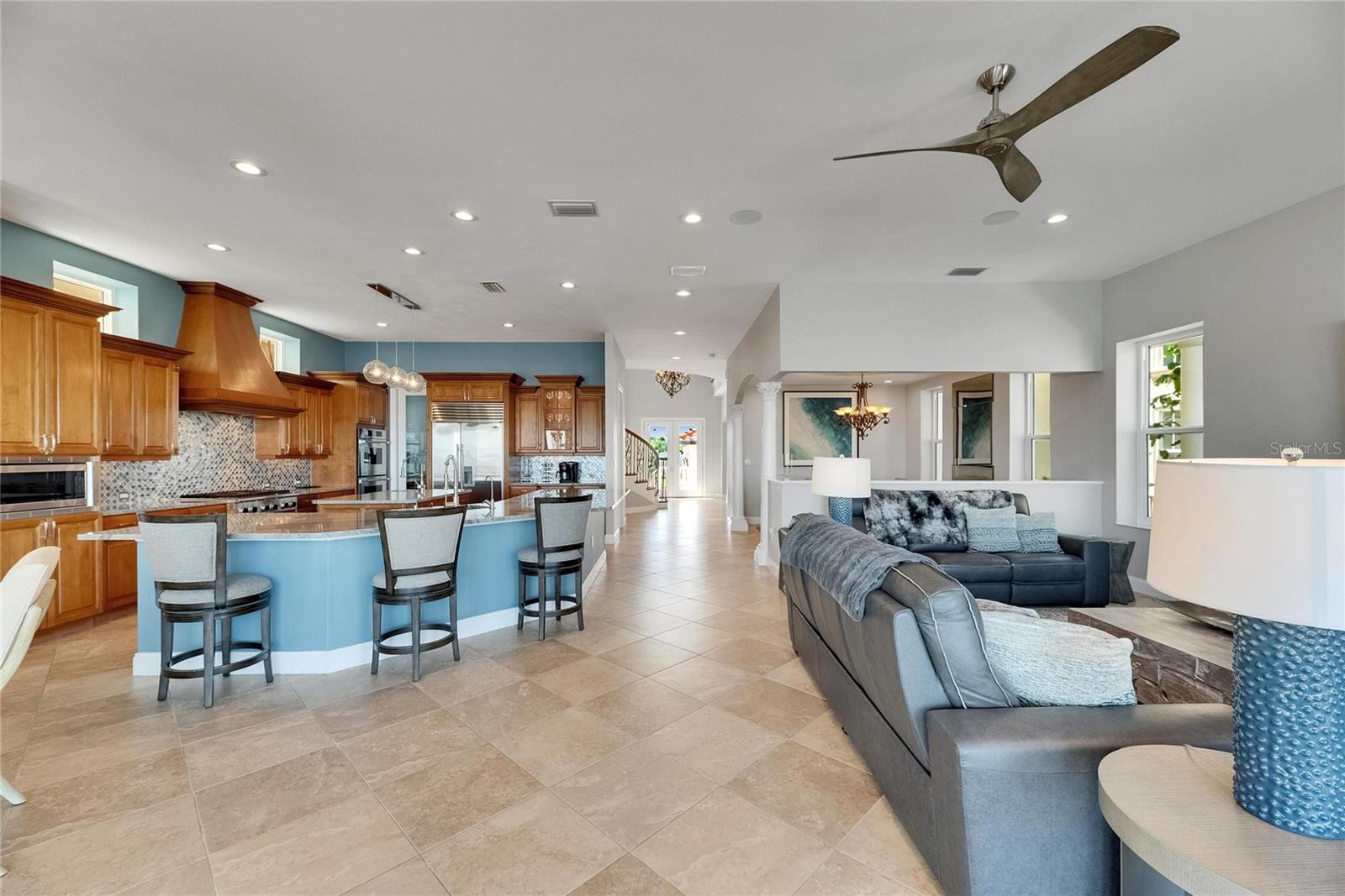 BAY VISTA - Residential