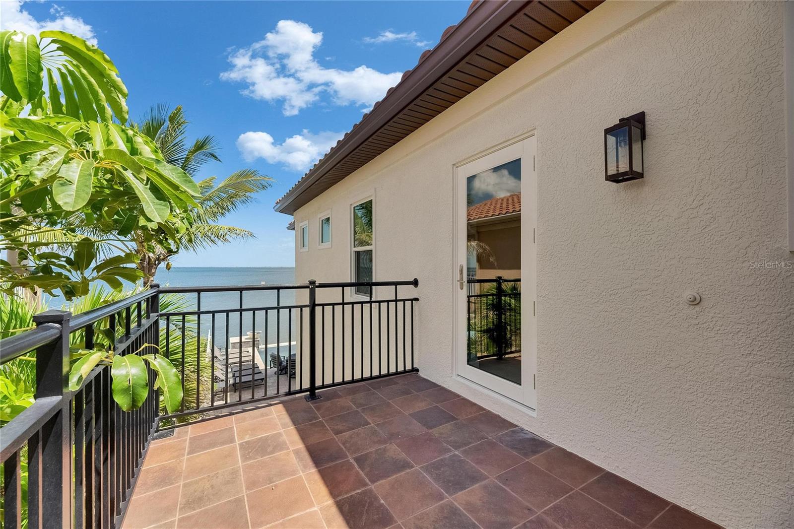 BAY VISTA - Residential