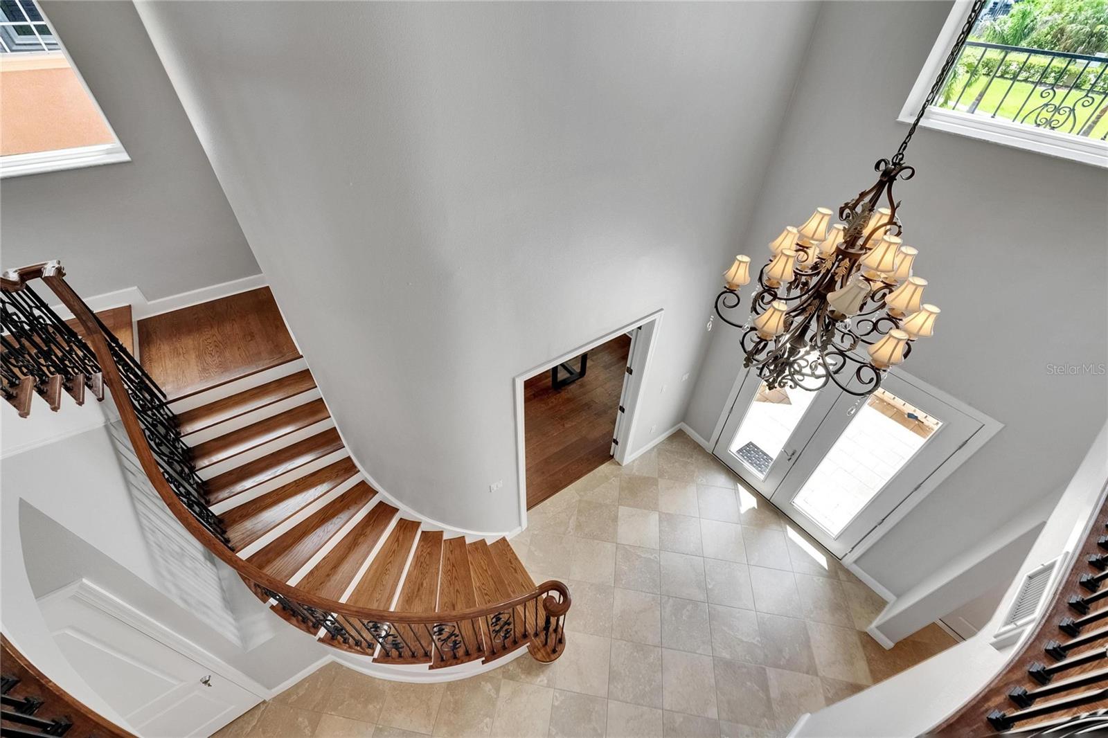 BAY VISTA - Residential