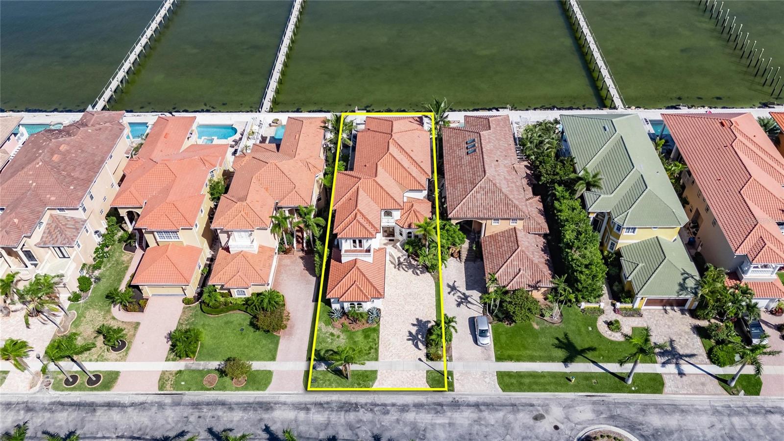 BAY VISTA - Residential