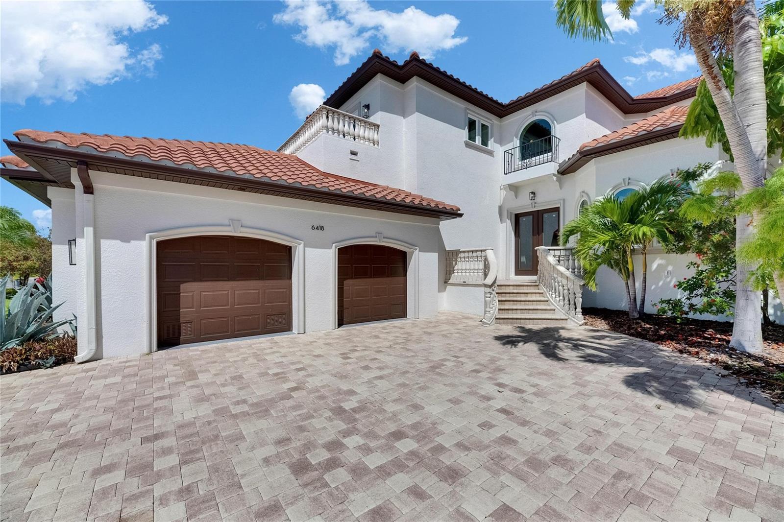 6418 BRIGHT BAY COURT