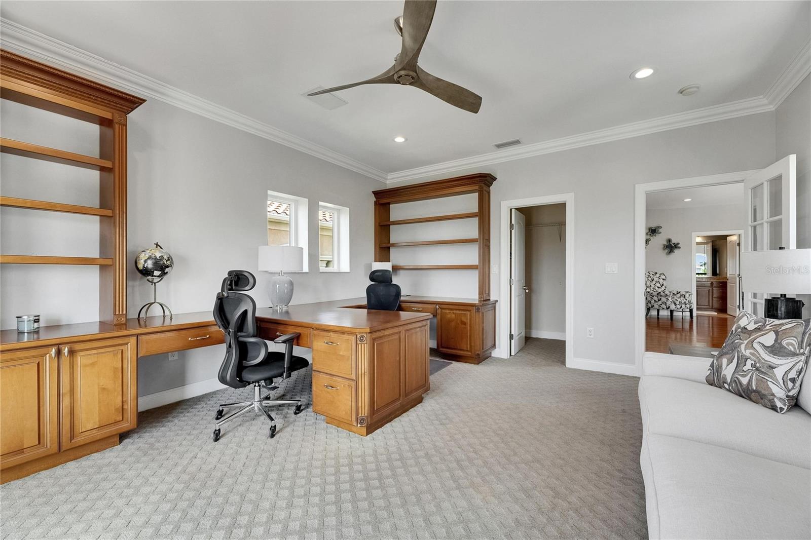 BAY VISTA - Residential