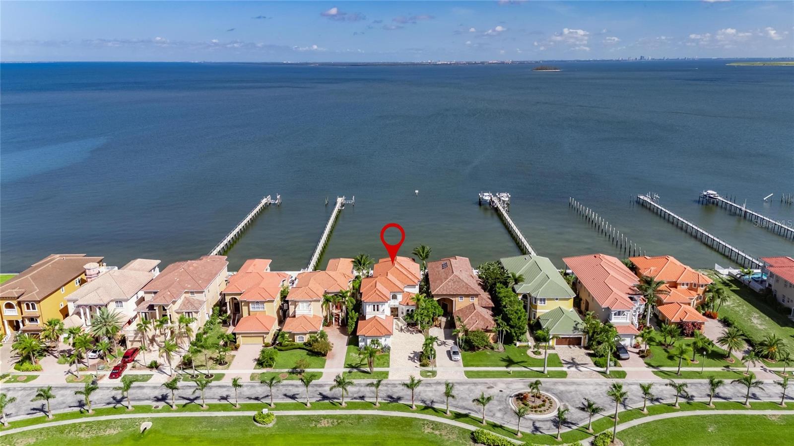 BAY VISTA - Residential