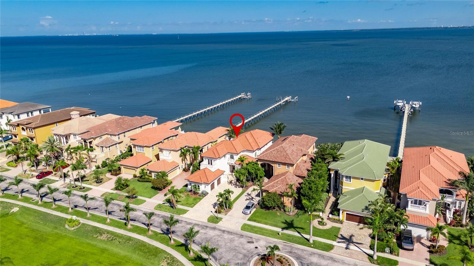 BAY VISTA - Residential