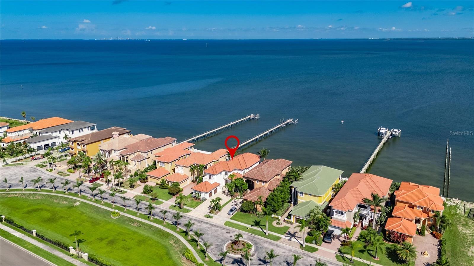 BAY VISTA - Residential