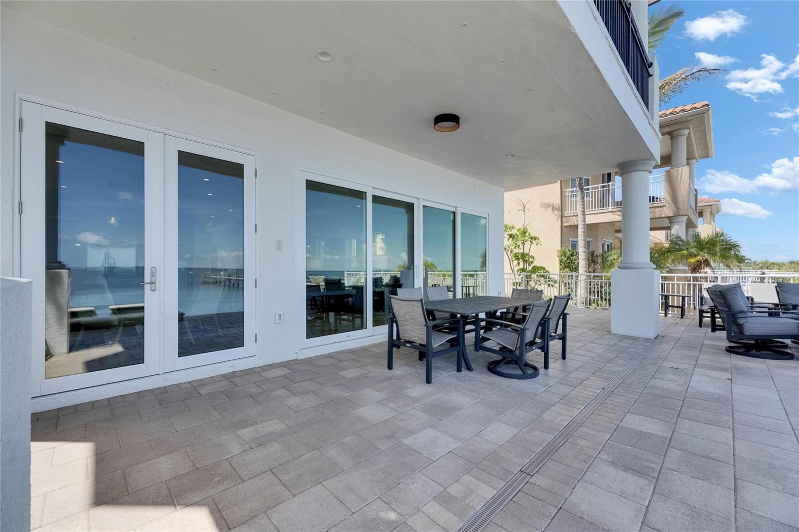 BAY VISTA - Residential