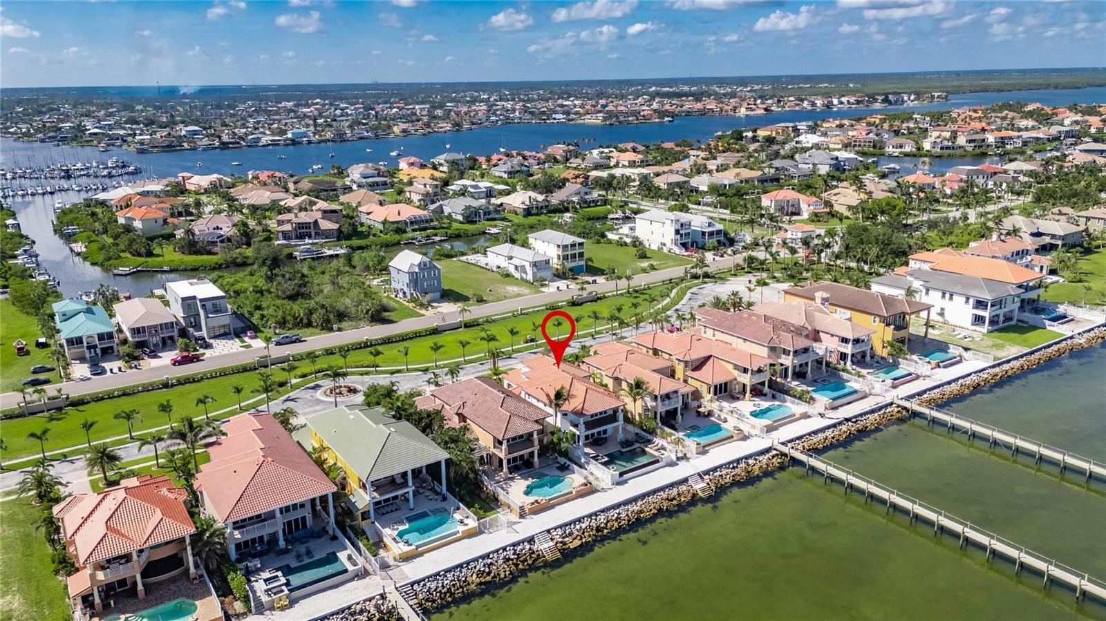 BAY VISTA - Residential