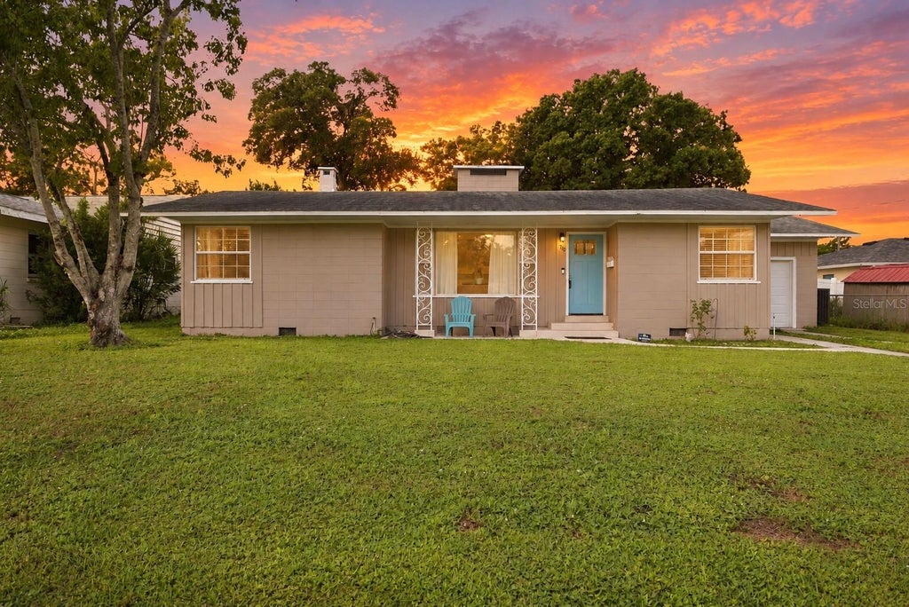 Photo of 710 26th Street W, Bradenton, FL 34205 (MLS # A4709749)