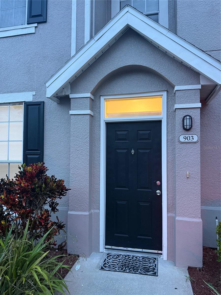 9093 LEE VISTA BOULEVARD 903