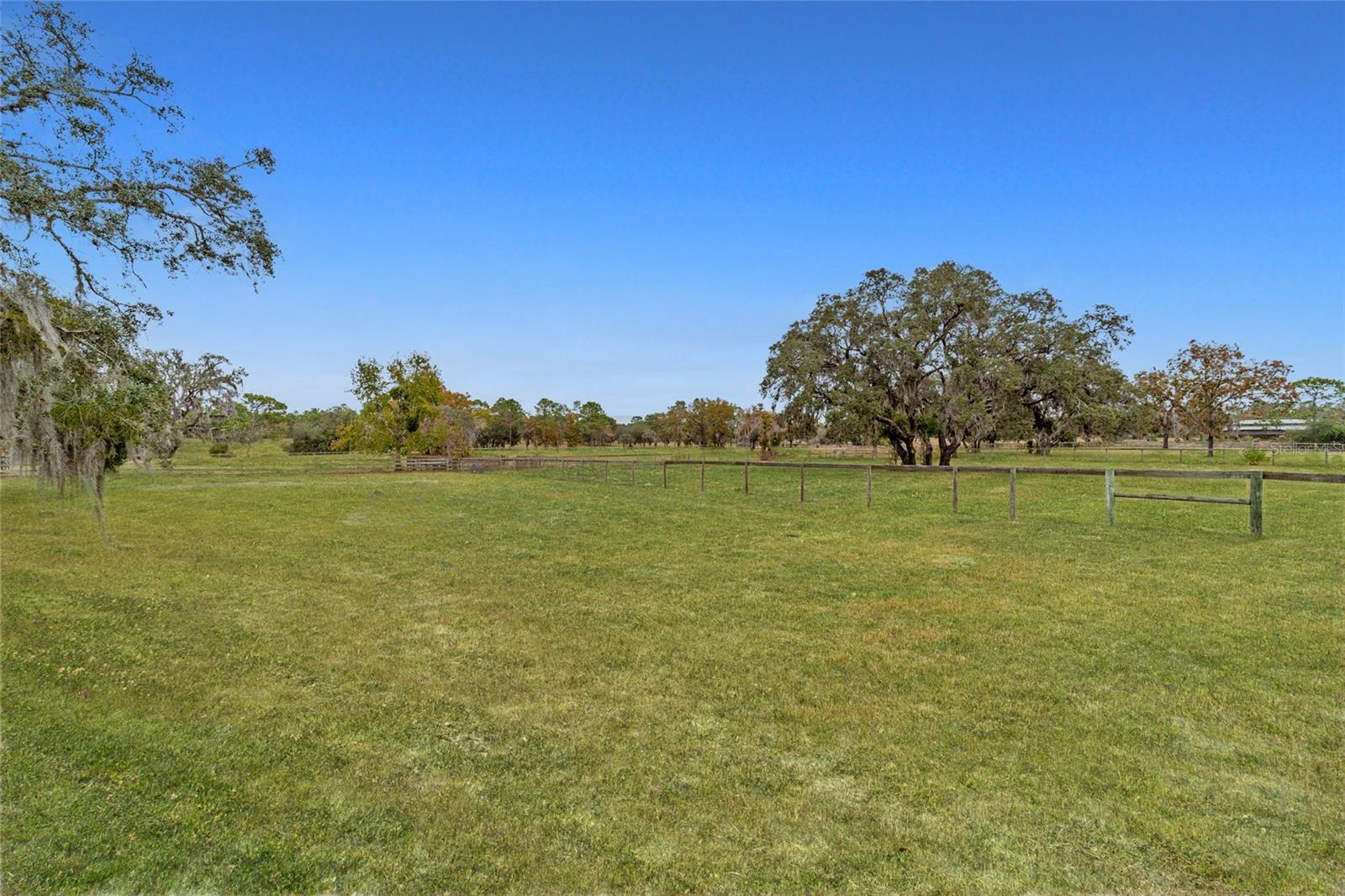 CIRCLE M RANCHETTES - Residential