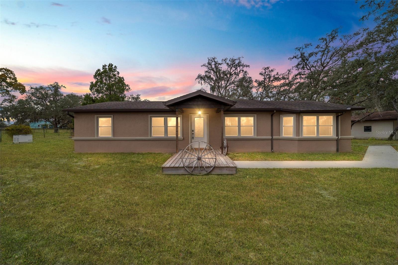 CIRCLE M RANCHETTES - Residential