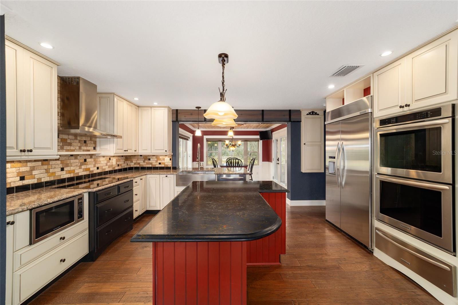 CIRCLE M RANCHETTES - Residential