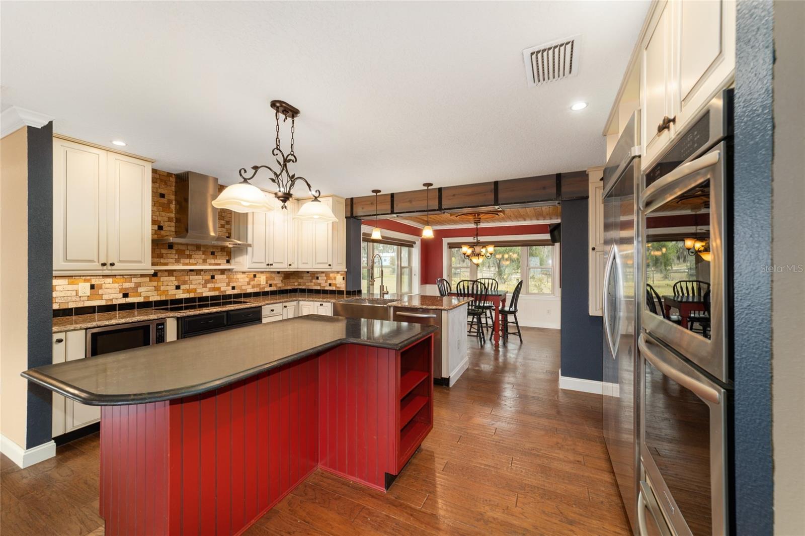 CIRCLE M RANCHETTES - Residential