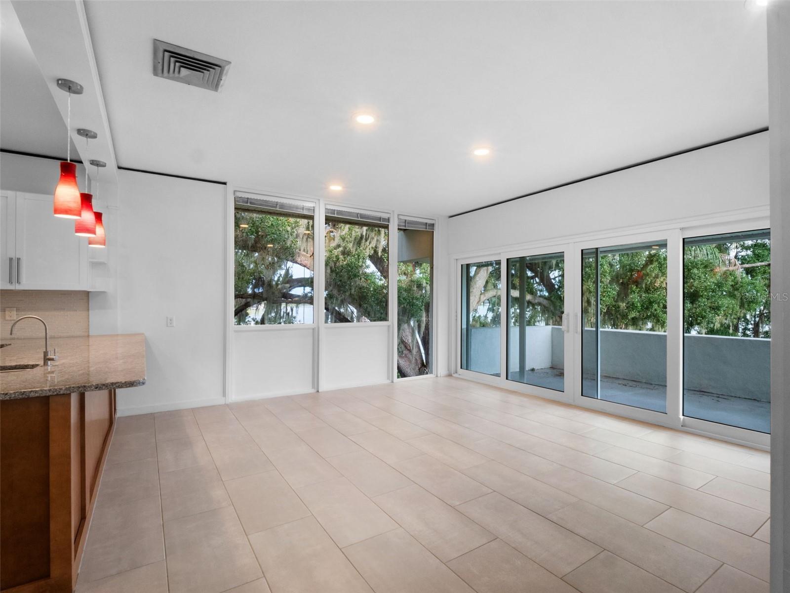 MIRRO MAC - Residential