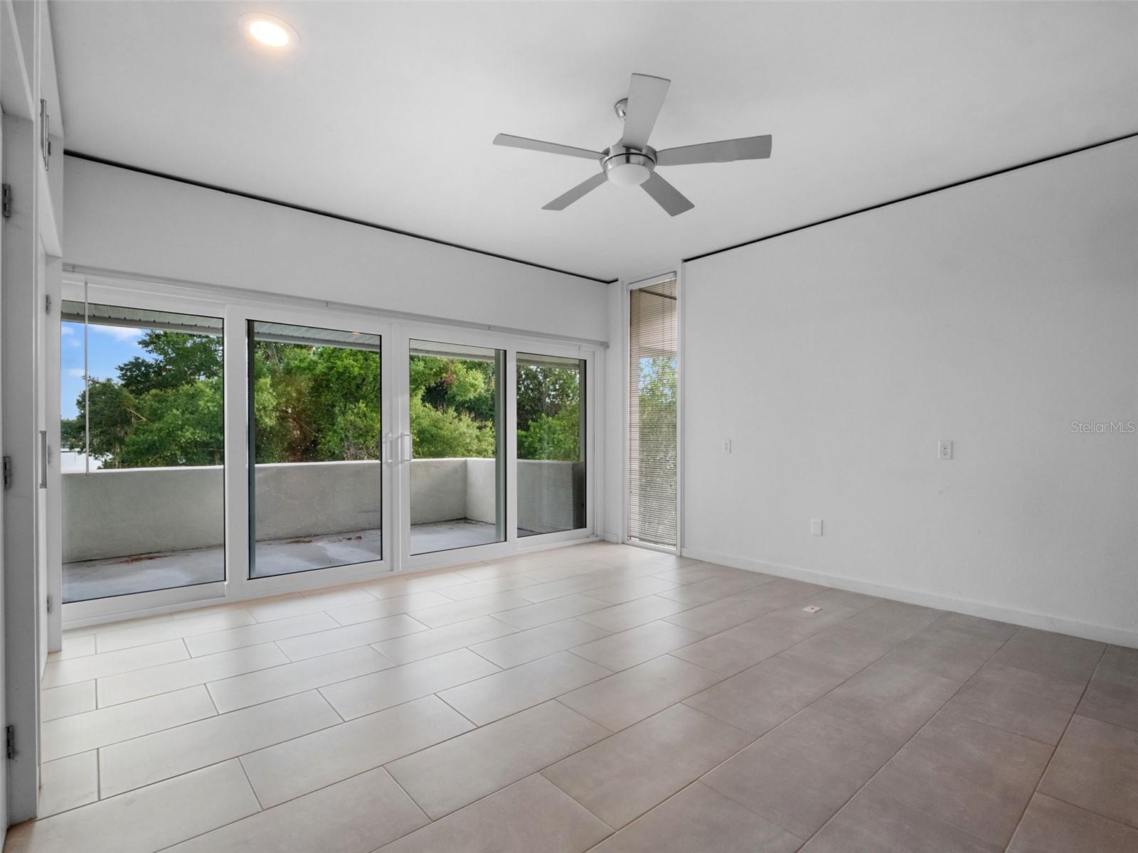 MIRRO MAC - Residential