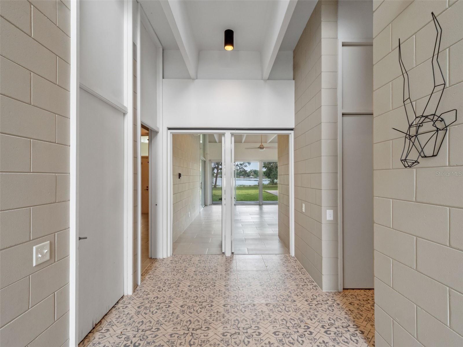 MIRRO MAC - Residential