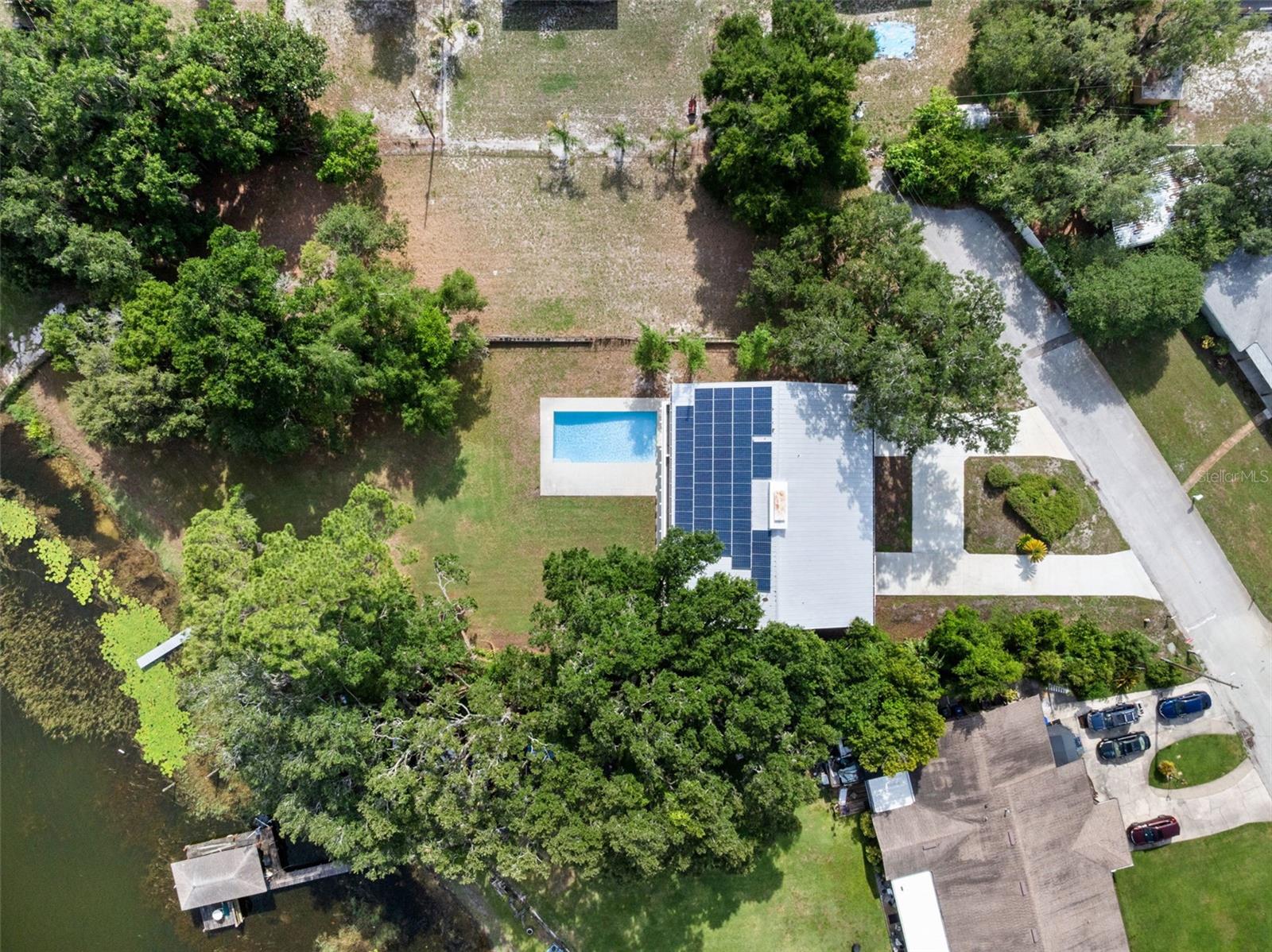 1540 N LAKE MIRROR DRIVE NW