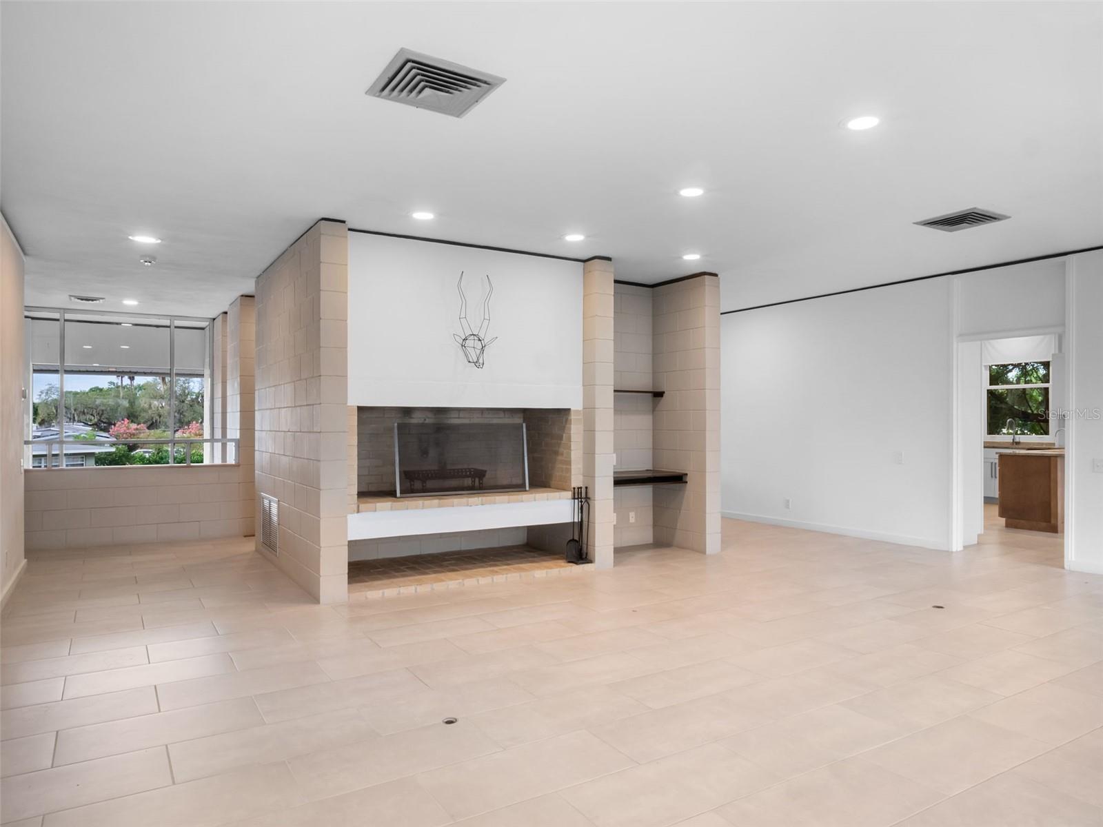 MIRRO MAC - Residential