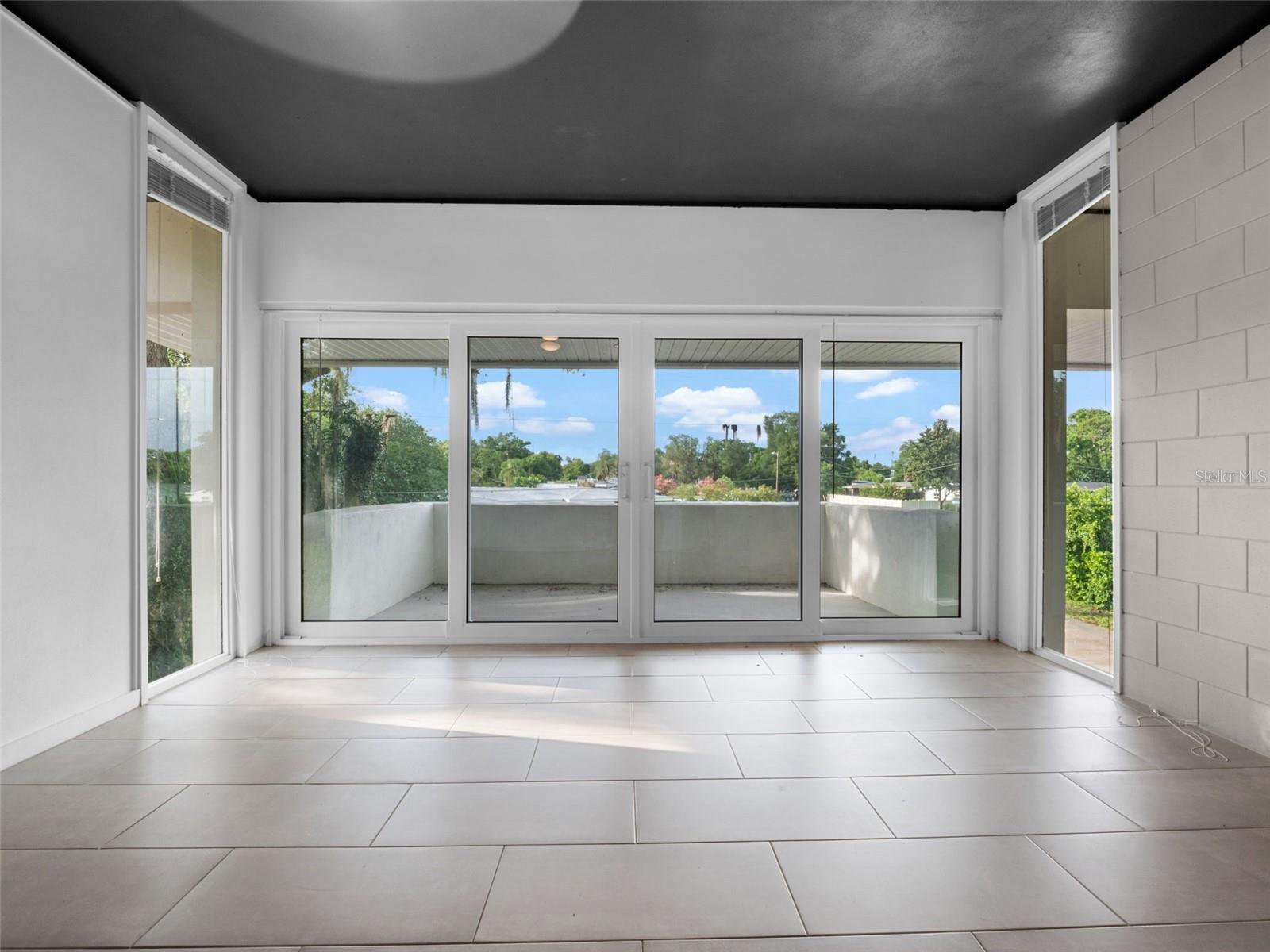 MIRRO MAC - Residential