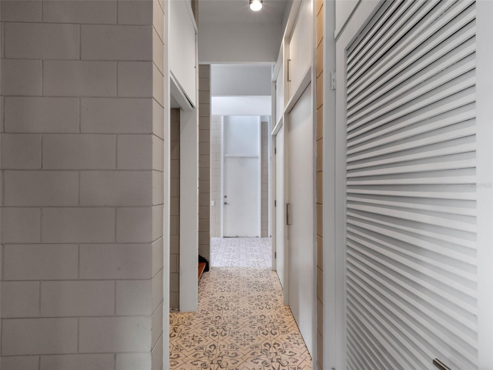 MIRRO MAC - Residential