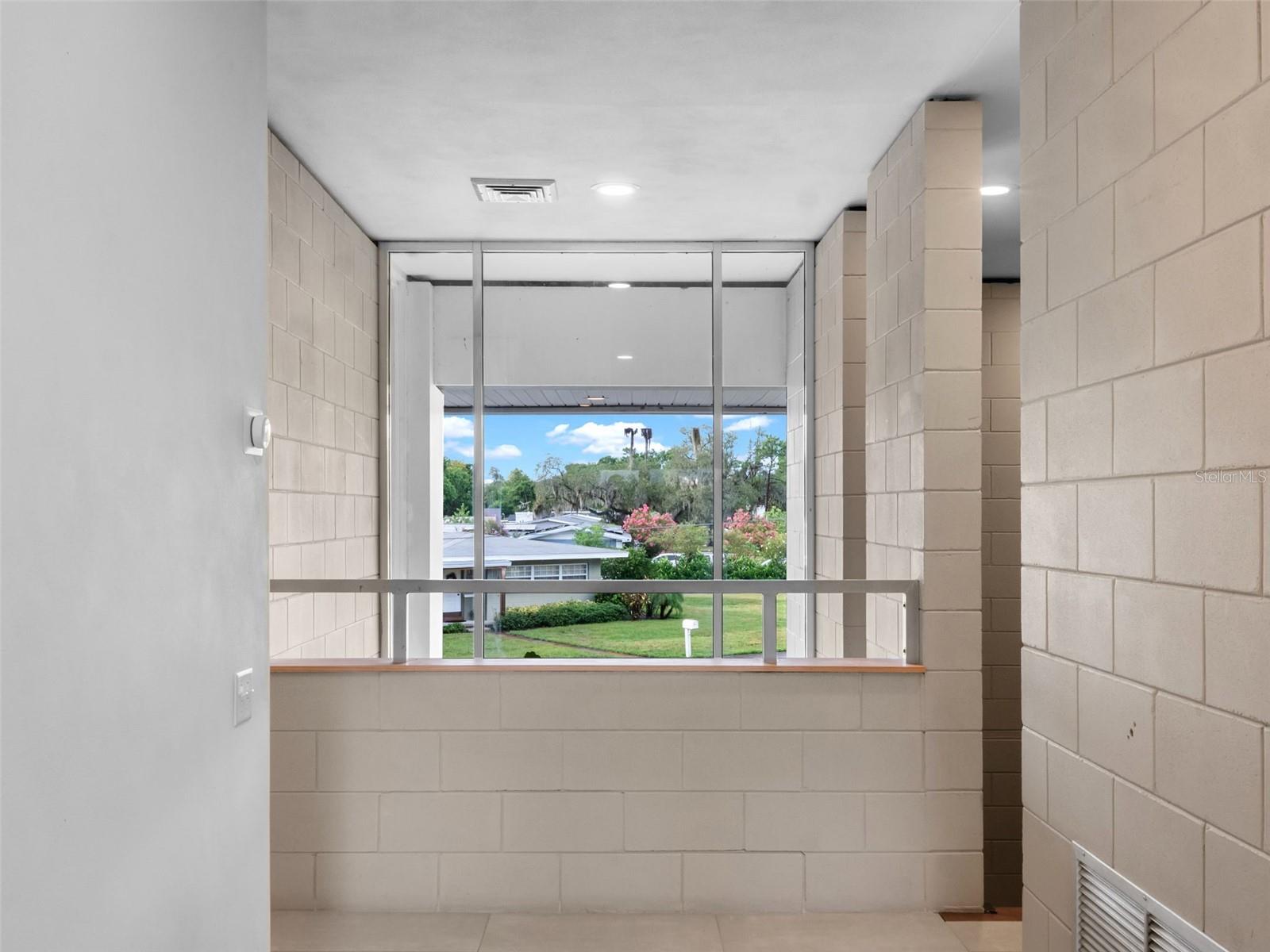 MIRRO MAC - Residential