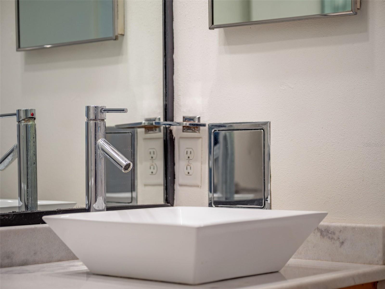 MIRRO MAC - Residential