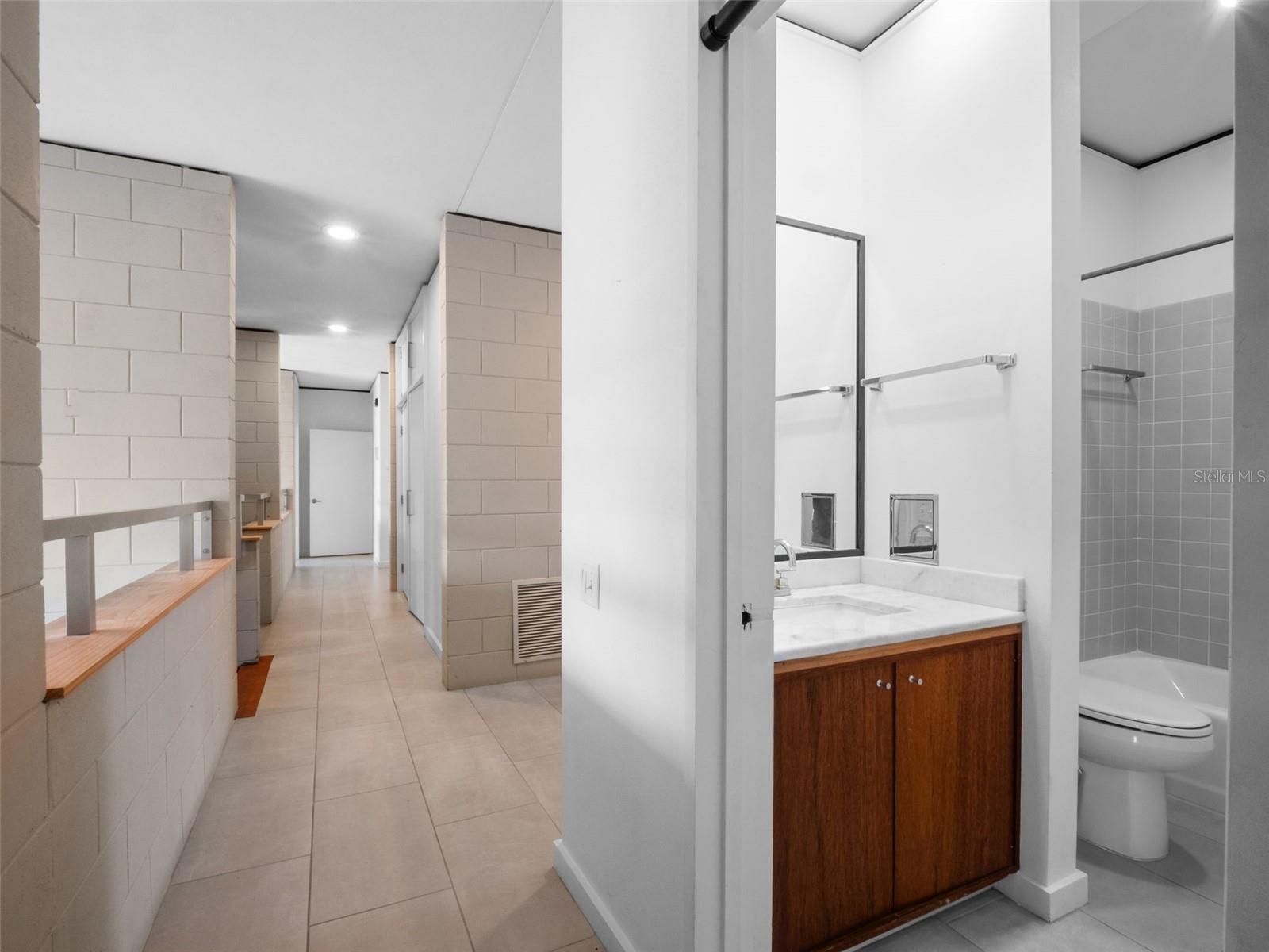 MIRRO MAC - Residential