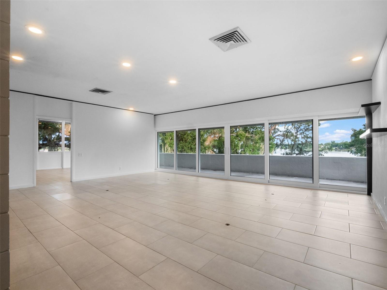 MIRRO MAC - Residential