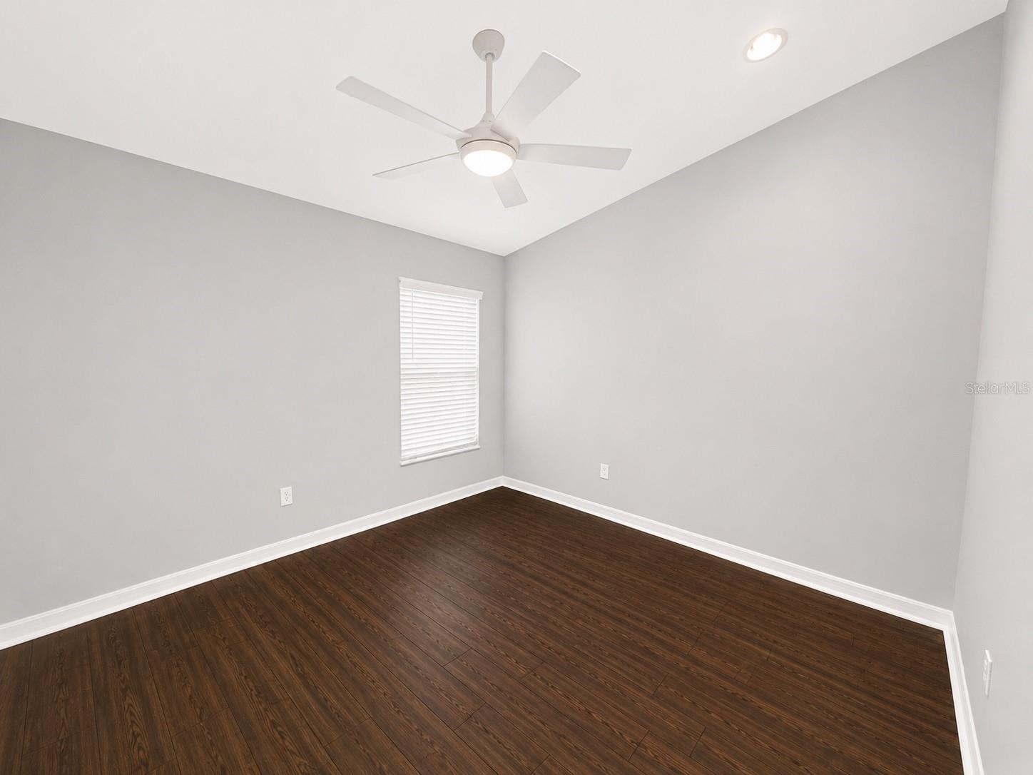 WATERS EDGE 01 - Residential Lease