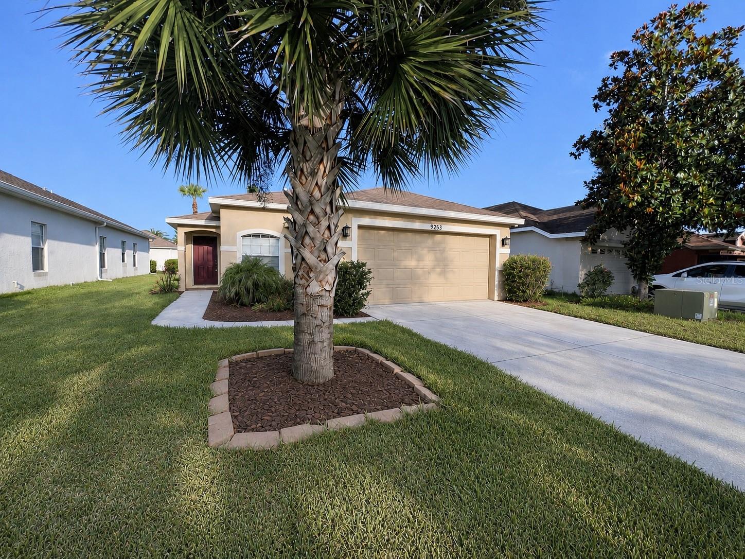 WATERS EDGE 01 - Residential Lease