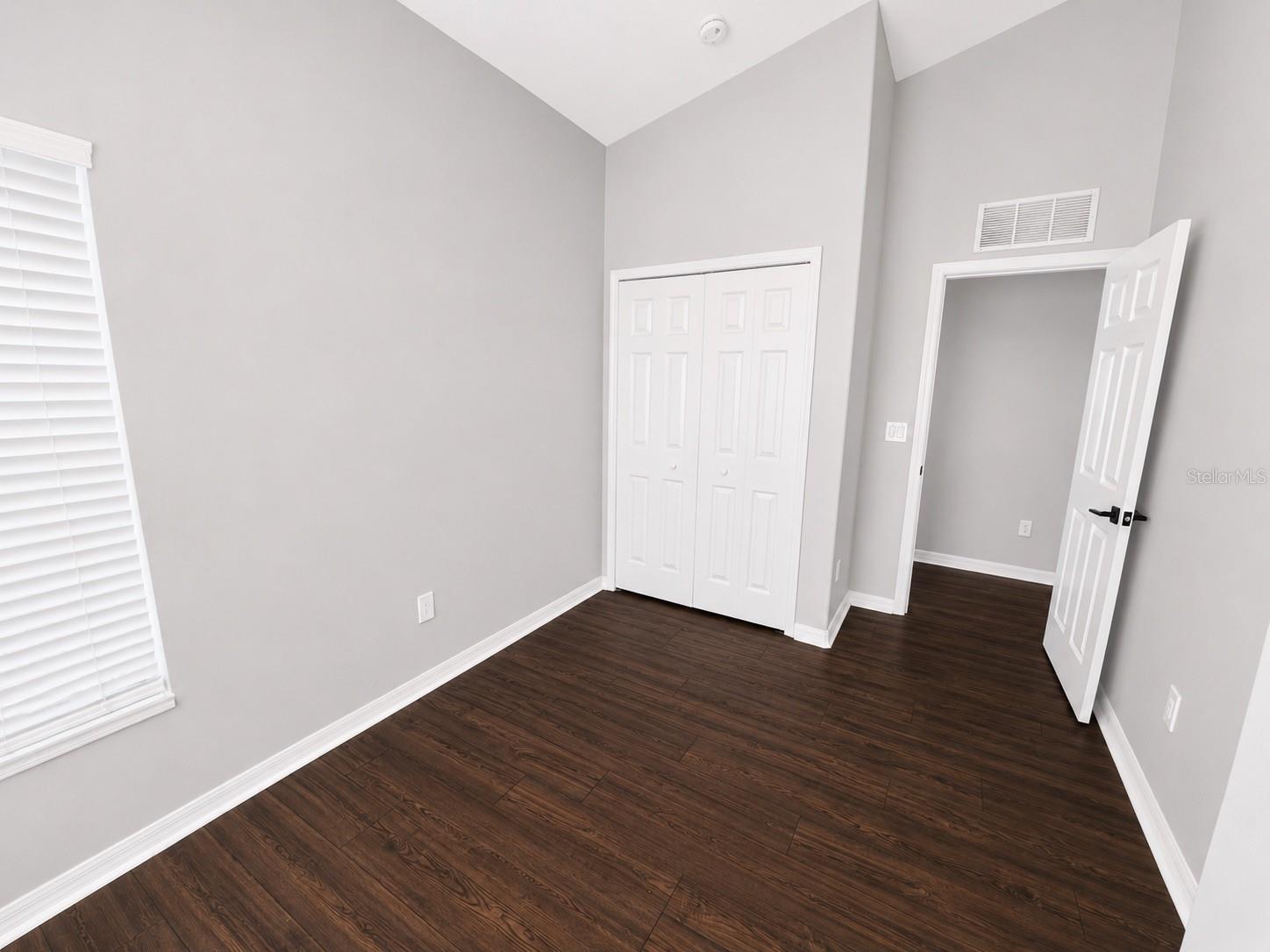 WATERS EDGE 01 - Residential Lease