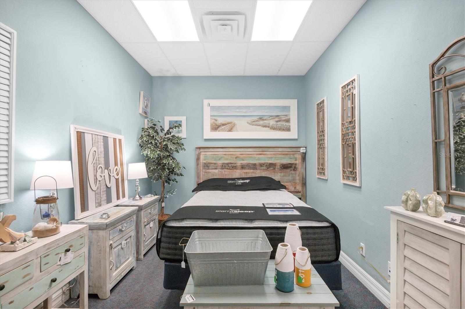PORT CHARLOTTE SEC 095 - Commercial Sale