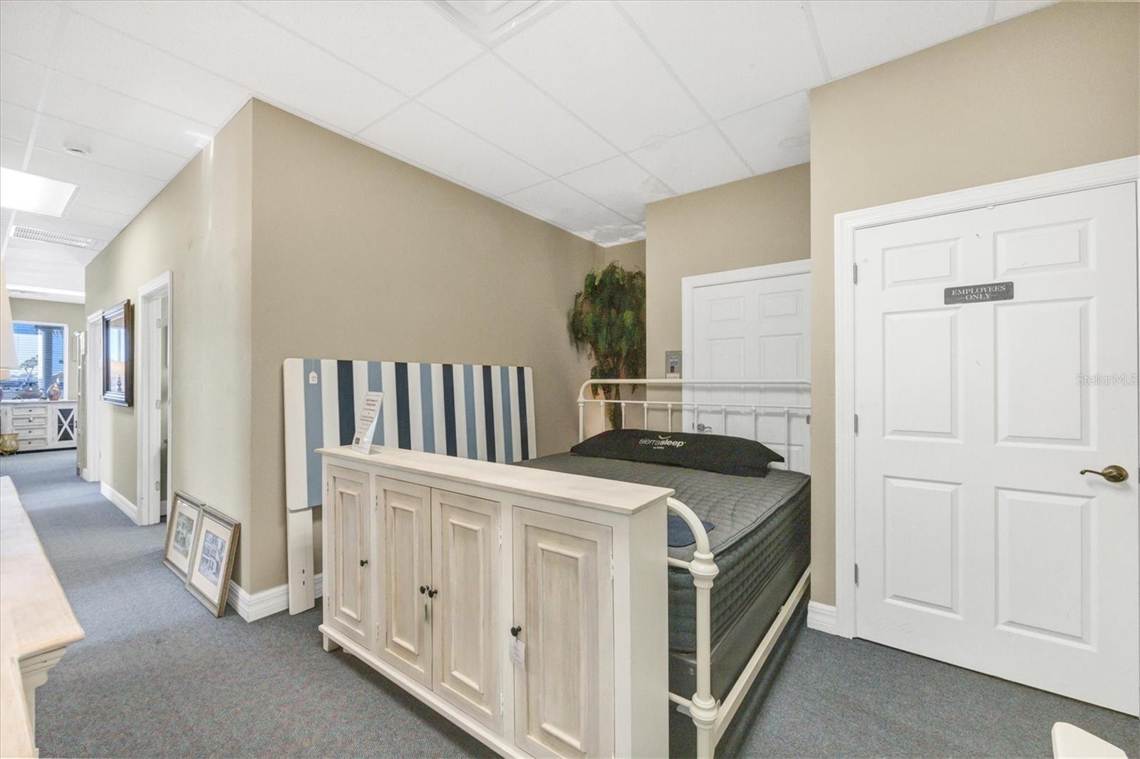 PORT CHARLOTTE SEC 095 - Commercial Sale