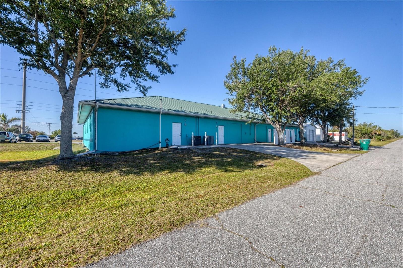 PORT CHARLOTTE SEC 095 - Commercial Sale