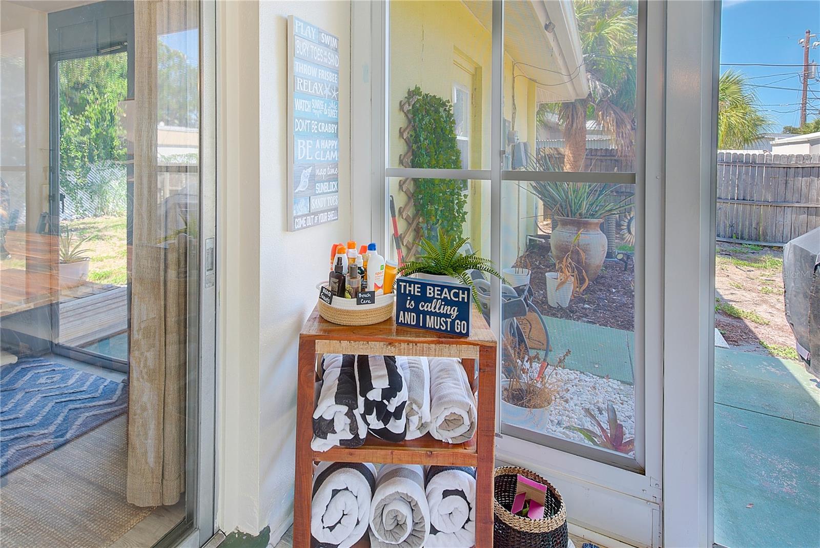 PALM GARDEN MANOR - Residential Lease