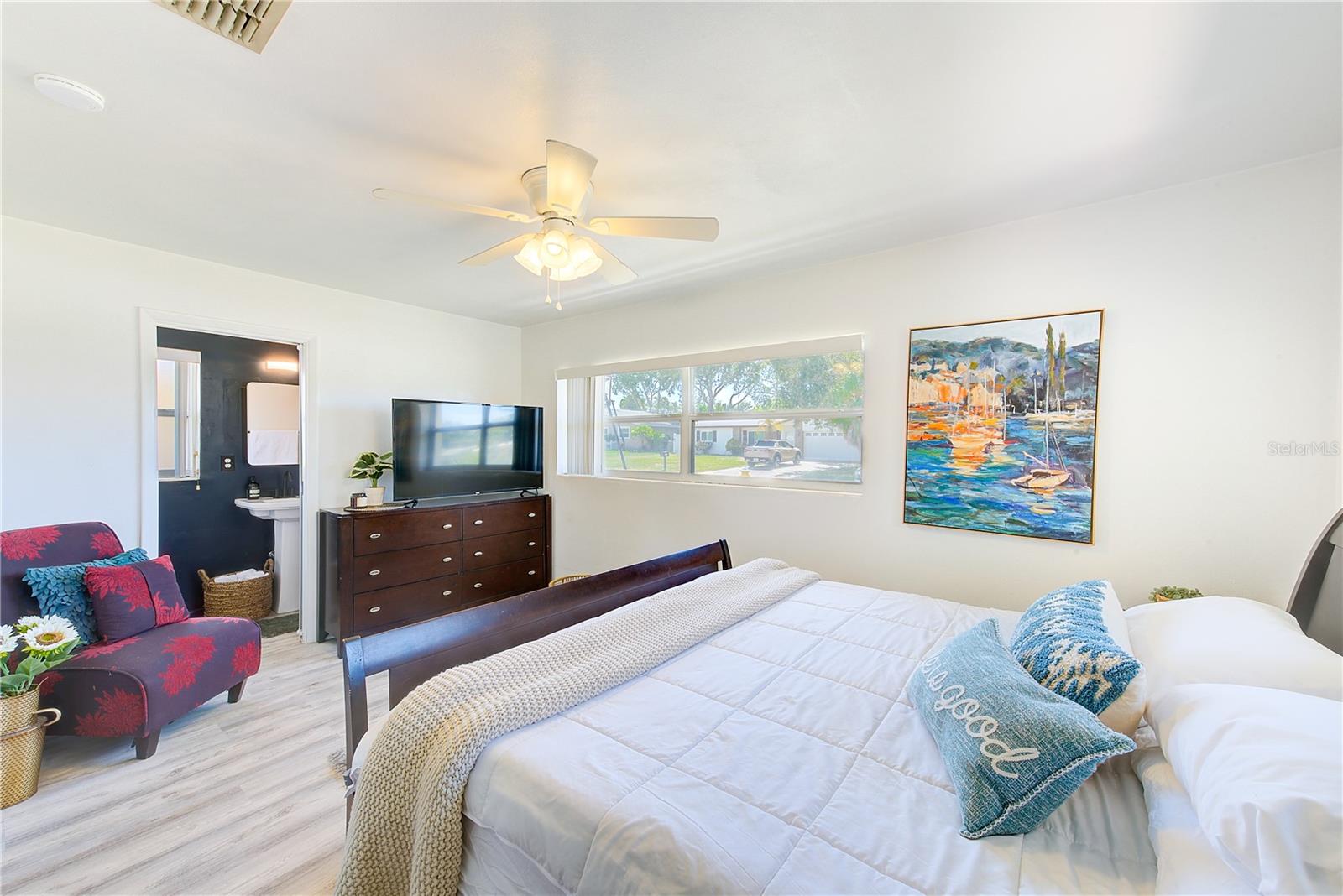 PALM GARDEN MANOR - Residential Lease
