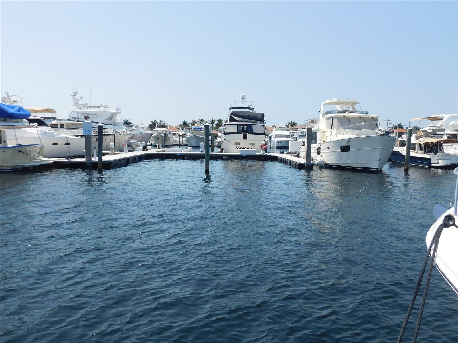 RIVIERA DUNES MARINA PH 3 - Residential