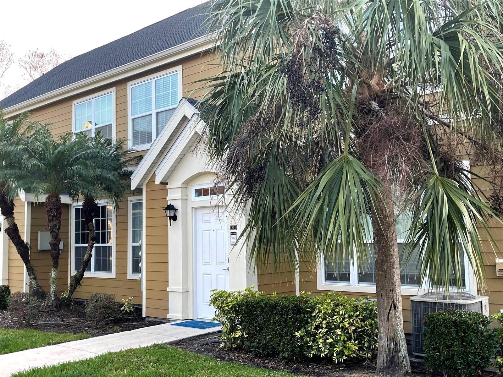 5520 ROSEHILL ROAD 201