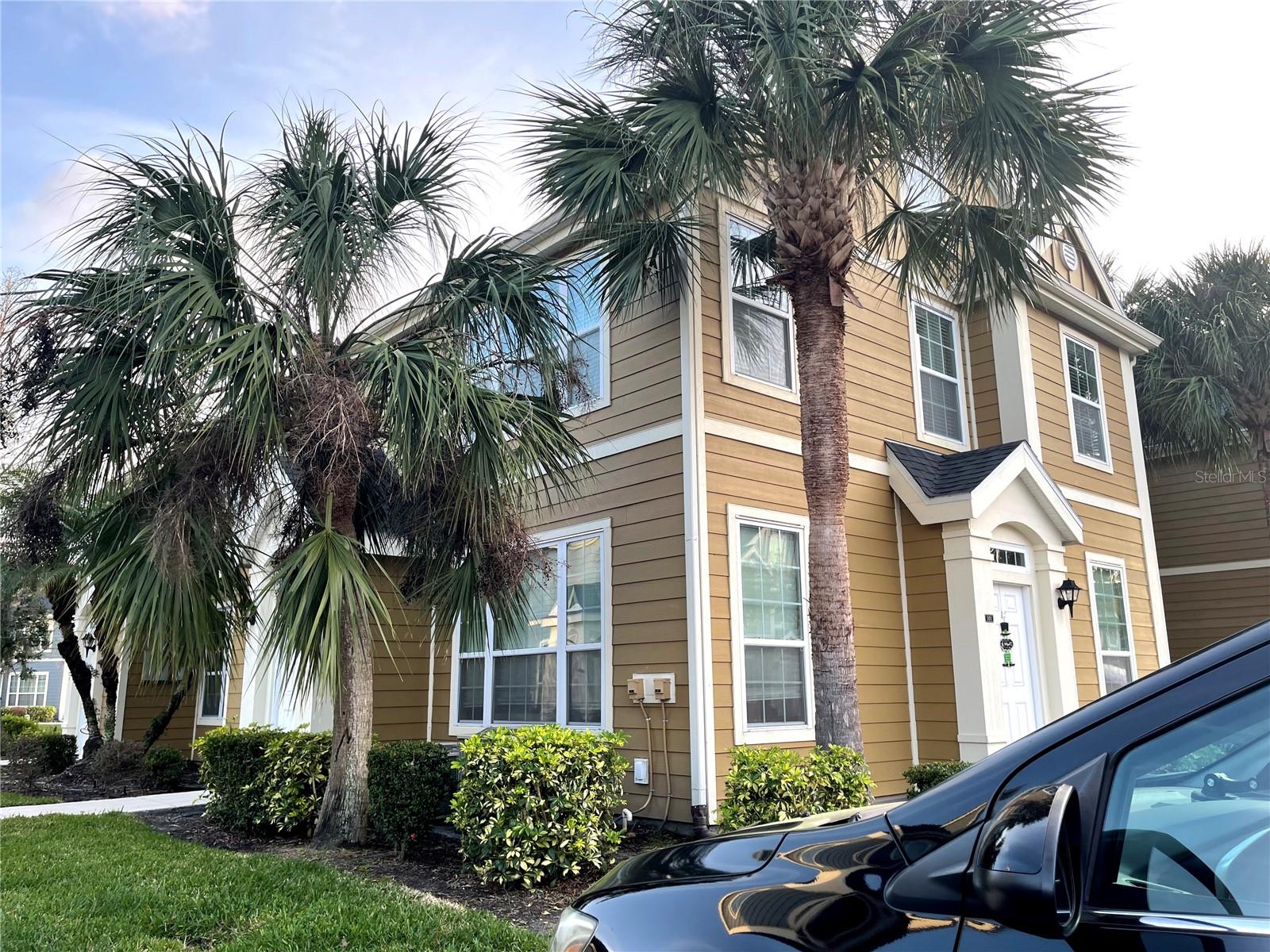 5520 ROSEHILL ROAD 201