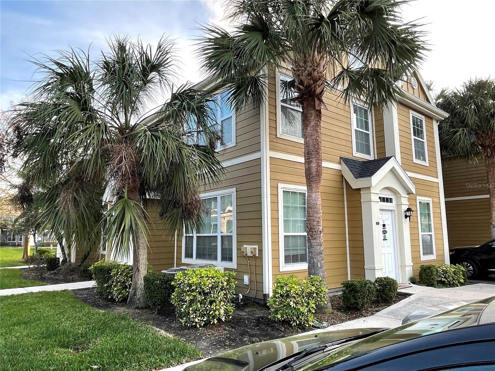 5520 ROSEHILL ROAD 201