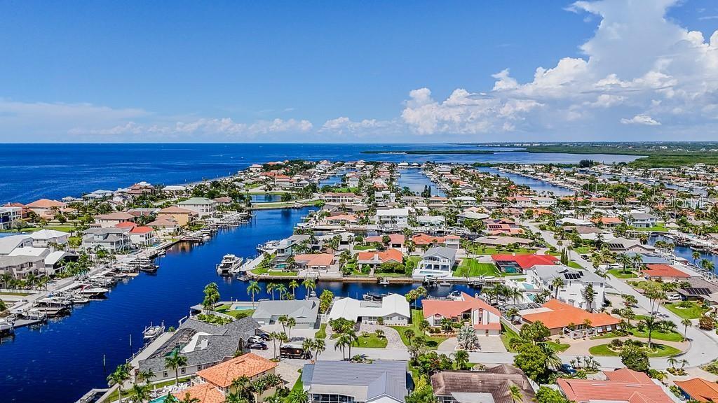 FLOR A MAR - Residential Lease