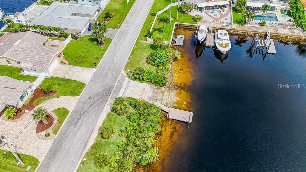 FLOR A MAR - Residential Lease