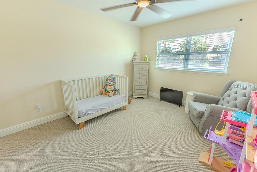 FLOR A MAR - Residential Lease